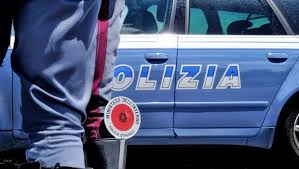 Roma, cuoca subisce violenza a scuola