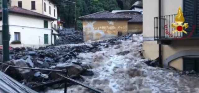 Como, alluvione nella notte, disagi nelle strade e diversi smottamenti