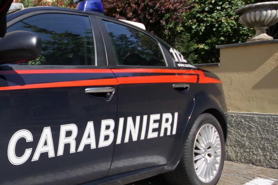 Cadavere di 80enne in casa a Roma tra rifiuti, figlia con problemi psichici