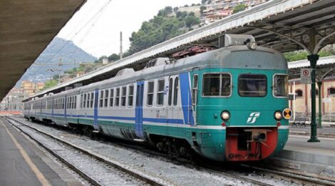 Sciopero nazionale: un venerdì nero per trasporti, scuola e sanità