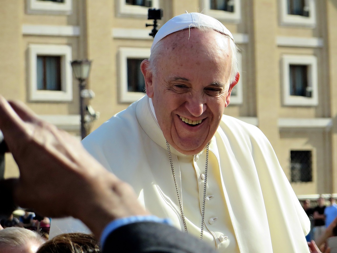 G7, Medioriente: Meloni “Sostegno alla proposta Usa per cessate il fuoco”. Oggi è la volta di Papa Francesco