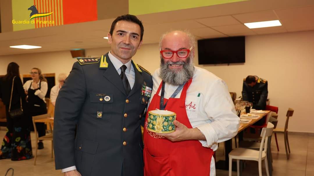 Guardia di Finanza di Monza da PizzAut, per una conviviale solidarietà al progetto di inclusione dei ragazzi autistici