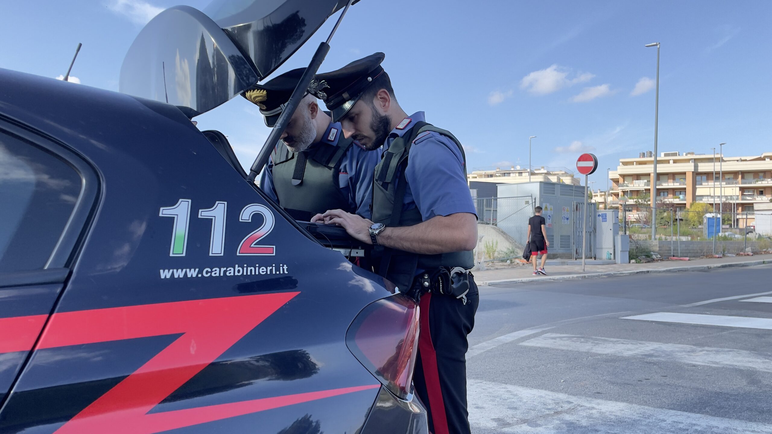 Roma: controlli straordinari dei carabinieri in zona Corviale, per aumentare la percezione di sicurezza nella città