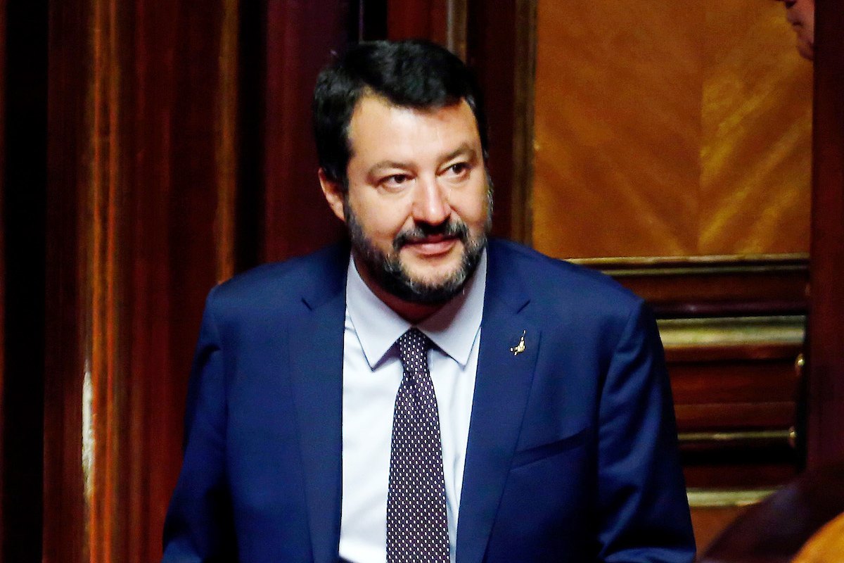 Open Arms, pm chiede 6 anni di reclusione per Matteo Salvini. Il ministro: “Rifarei tutto, sono colpevole di aver difeso l’Italia”