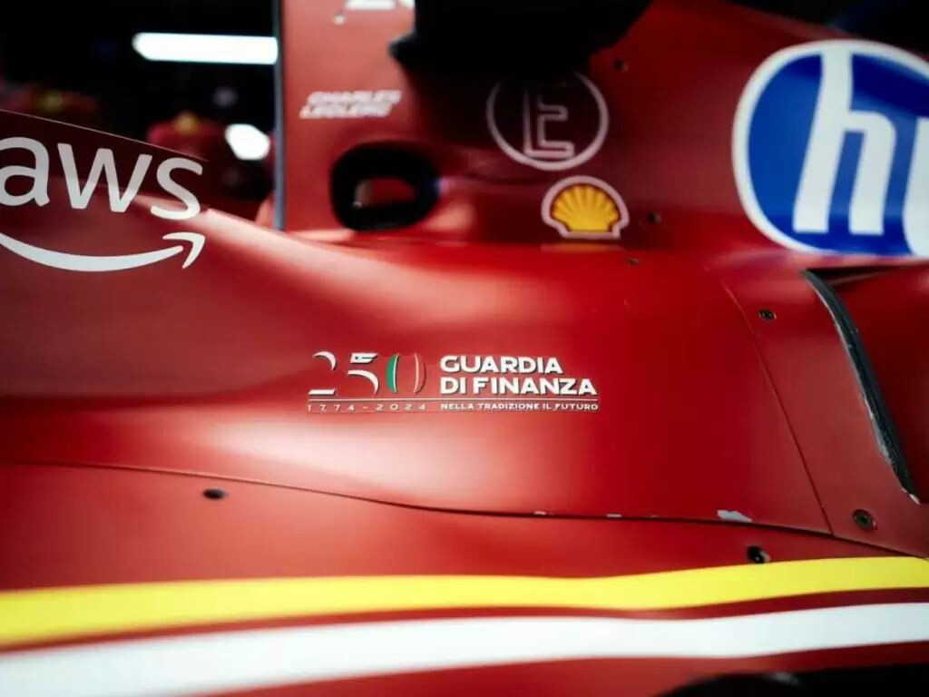 GP Formula1, la Ferrari omaggia la Gdf per i suoi 250 anni di storia