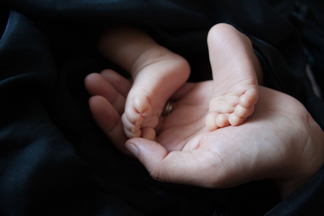 Sestri Levante, neonata morta in casa