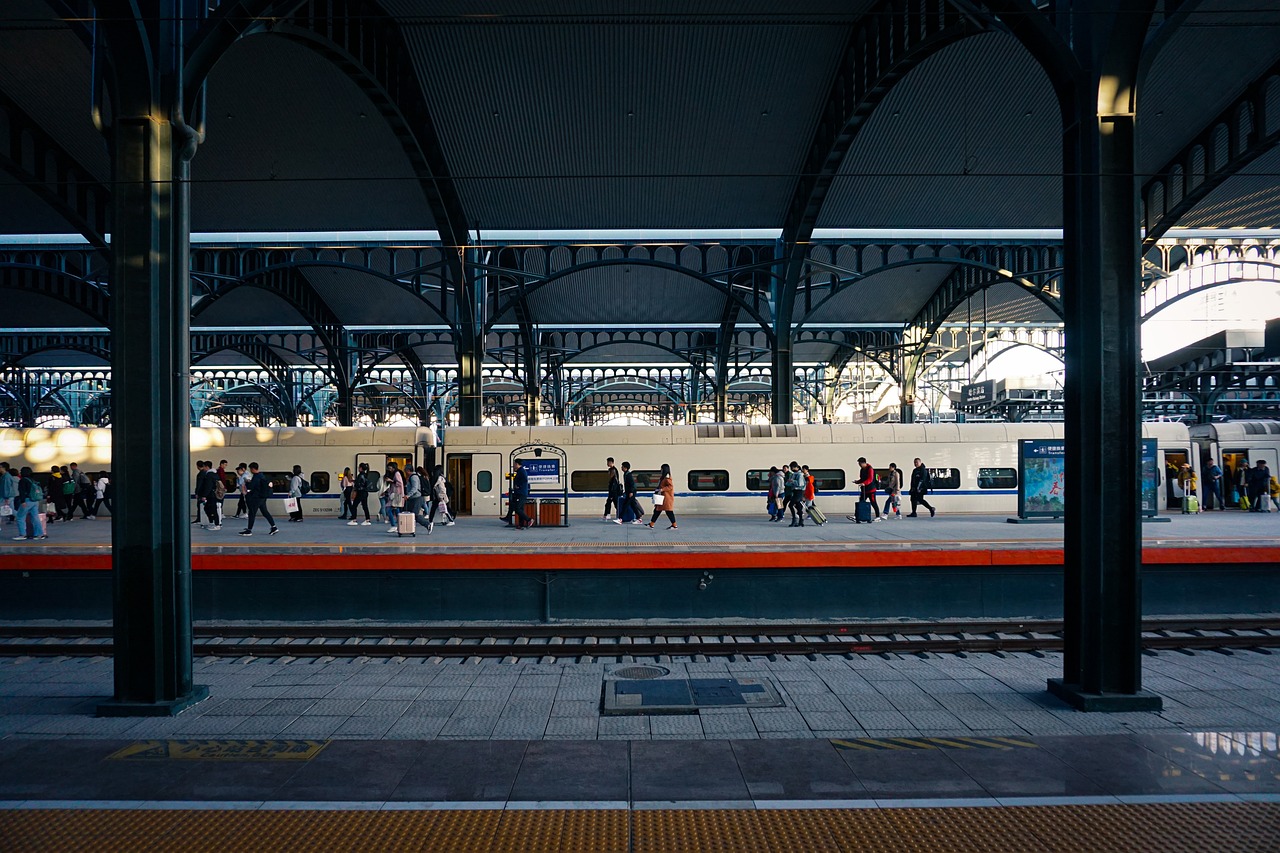 Roma, treni cancellati e ritardi tra Termini e Tiburtina